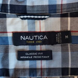 Nautica Men's plaid button up long sleeve shirt